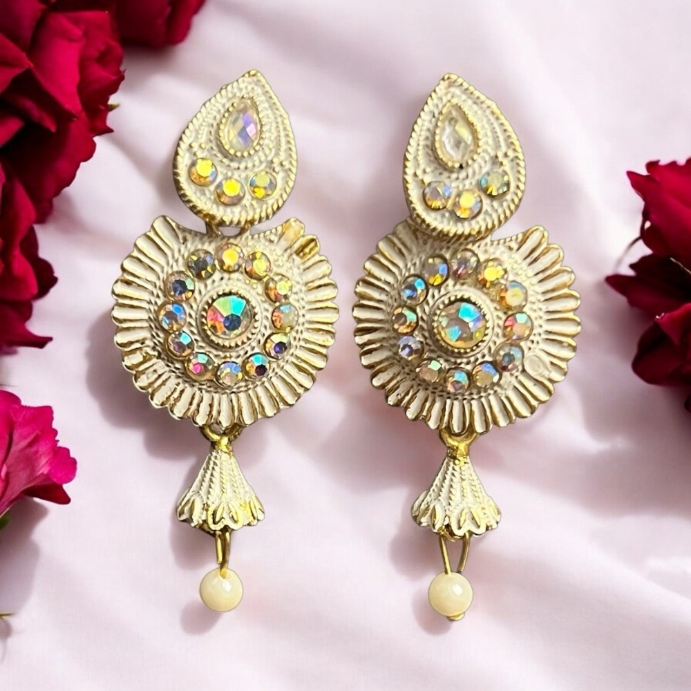 Ornate Gold Earrings with Sunburst Design and Teardrop Top